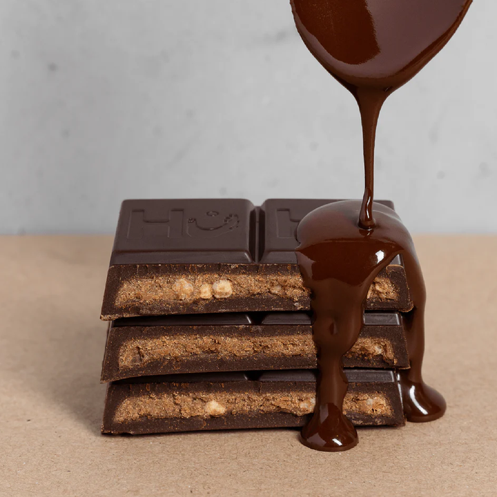 HU Chocolat noir au beurre d'amande et au quinoa soufflé