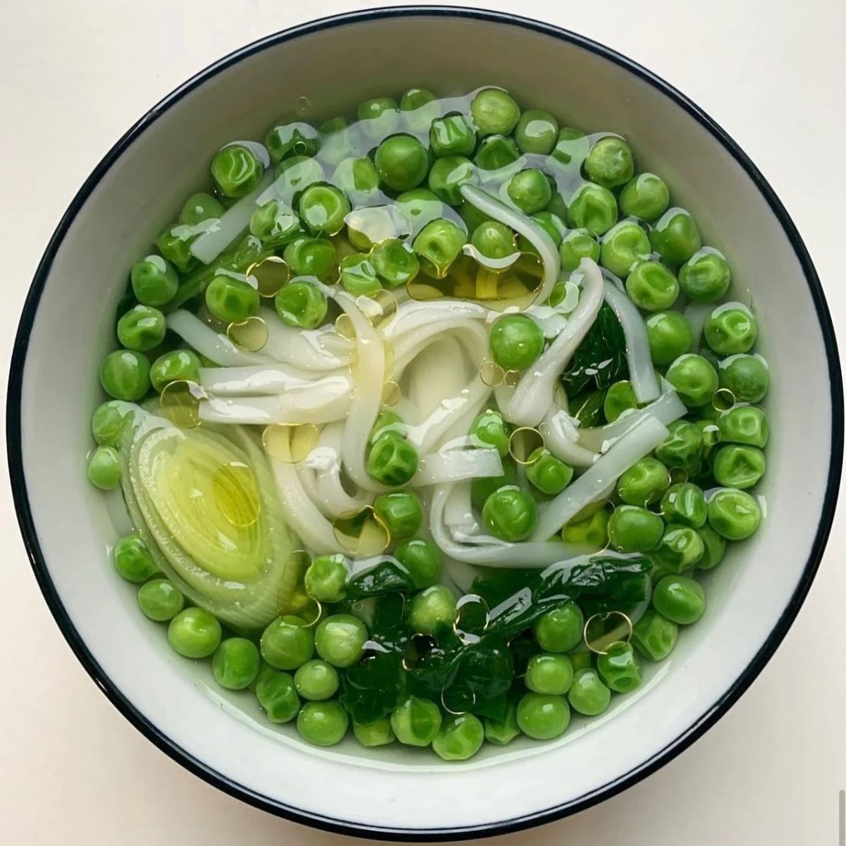Ripe Chicken Bone Broth with Fermented Garlic & Ginger