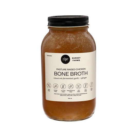 Bouillon d'os de poulet mûri avec ail et gingembre fermentés